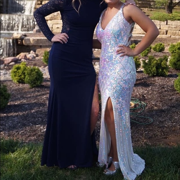 size 4 prom dress - Picture 2 of 3